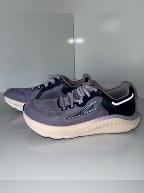 Altra Lavender Running Shoes women’s size 7.5 no insoles